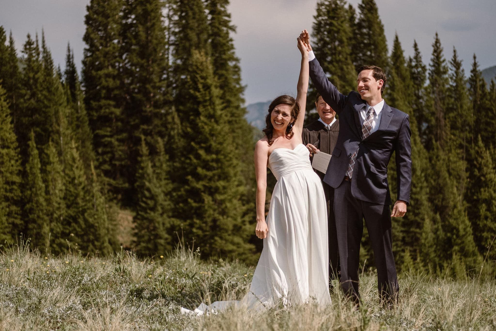 Crested Butte elopement photographer, Colorado adventure wedding photographer, mountain hiking elopement ceremony,