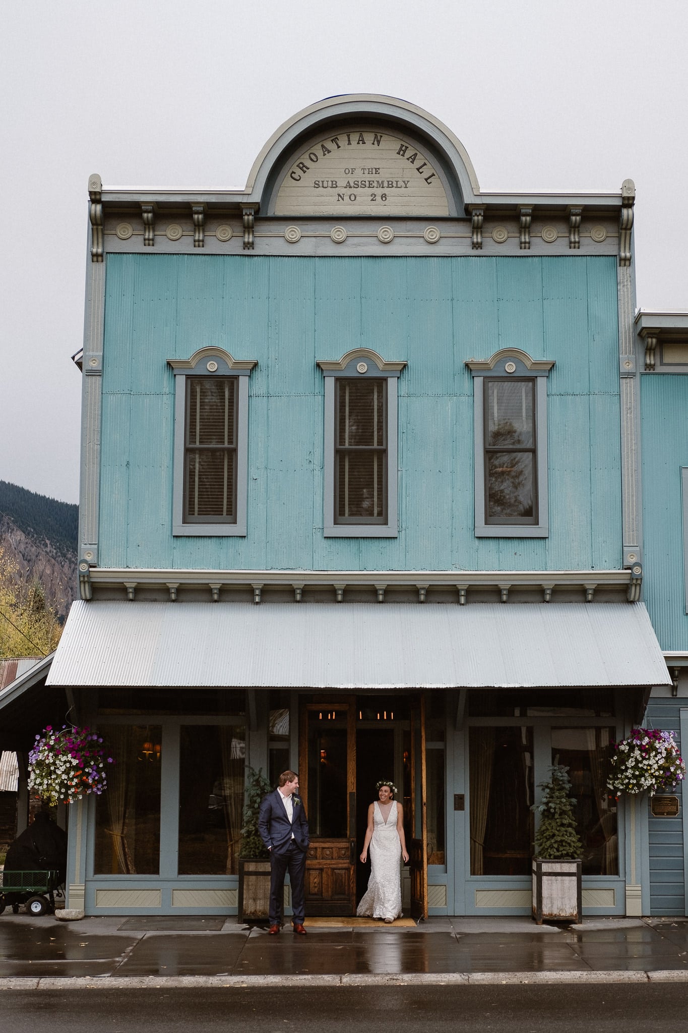 Crested Butte Wedding Photographer, Scarp Ridge Lodge intimate elopement, bride and groom first look at luxury mountain lodge in Colorado