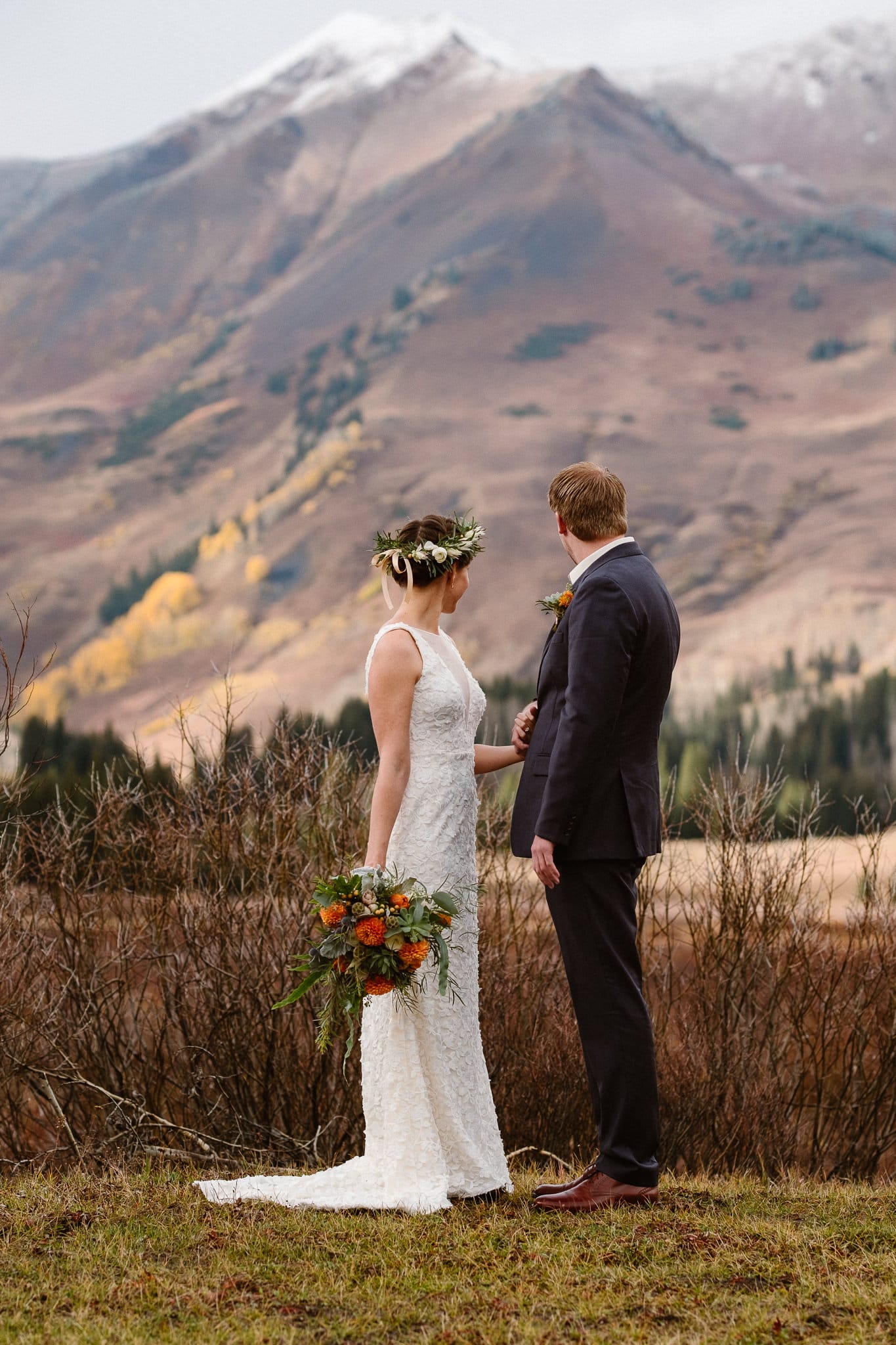 Crested Butte Wedding Photographer, Scarp Ridge Lodge intimate elopement, self solemnized elopement in Colorado, bride and groom portraits