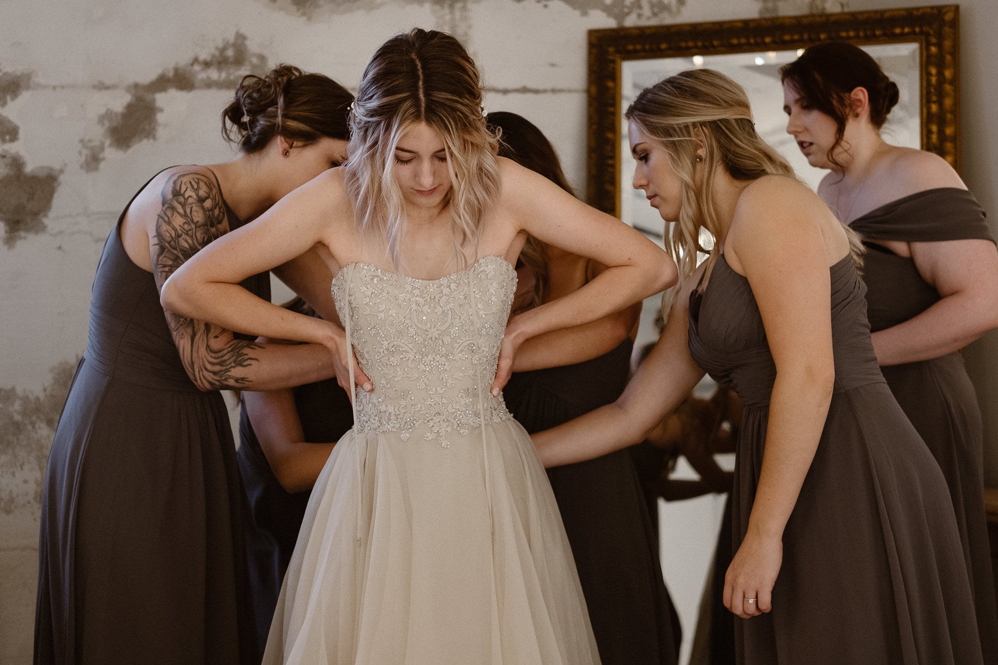 St Vrain Wedding Photographer | Longmont Wedding Photographer | Colorado Winter Wedding Photographer, Colorado industrial chic wedding, bride getting ready