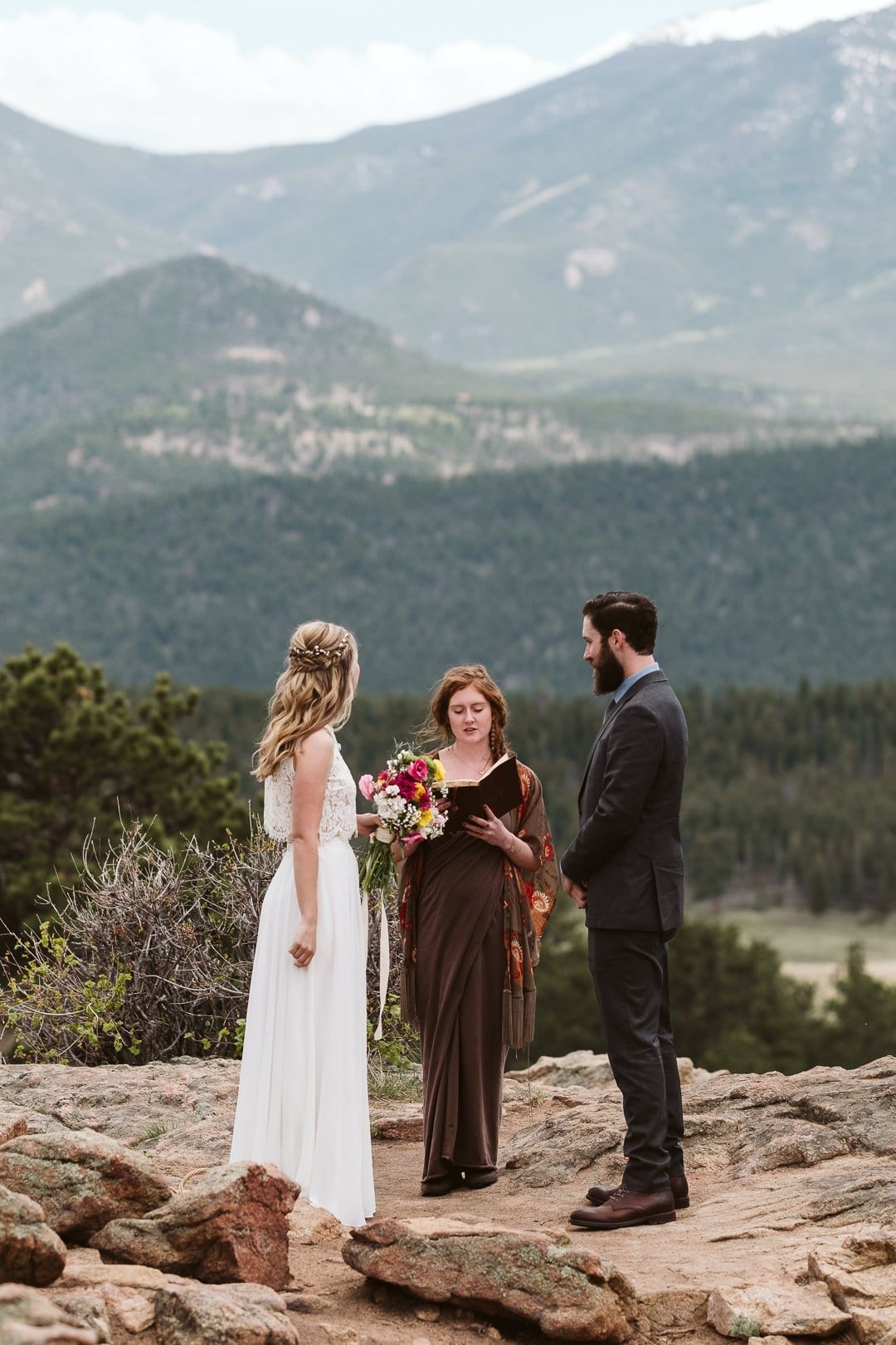 3M Curve elopement in Rocky Mountain National Park, Estes Park wedding photographer, Colorado adventure elopement
