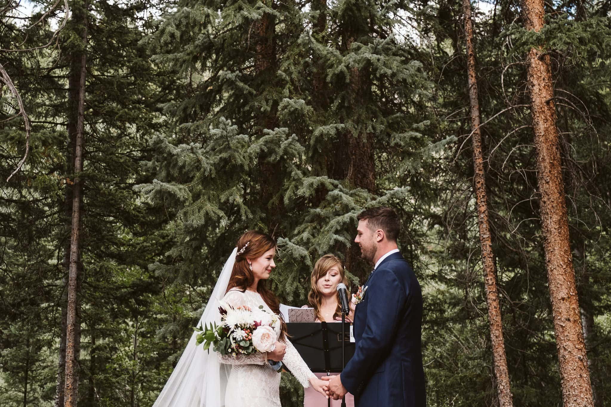 Rivertree Lodge wedding ceremony in Breckenridge, wedding in the woods of Colorado
