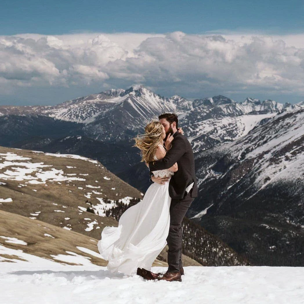 Colorado elopement photographer Larsen Photo Co.