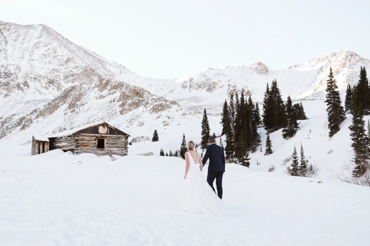 Winter hiking elopement in Colorado
